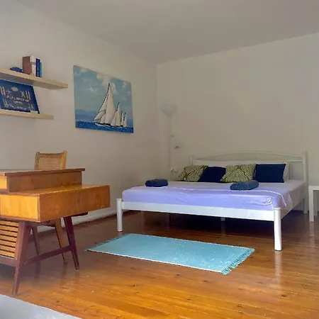 Robinson Crusoe Eco Bay Apartment Hvar Town